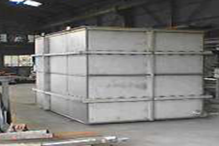 ステンレス角槽の加工例